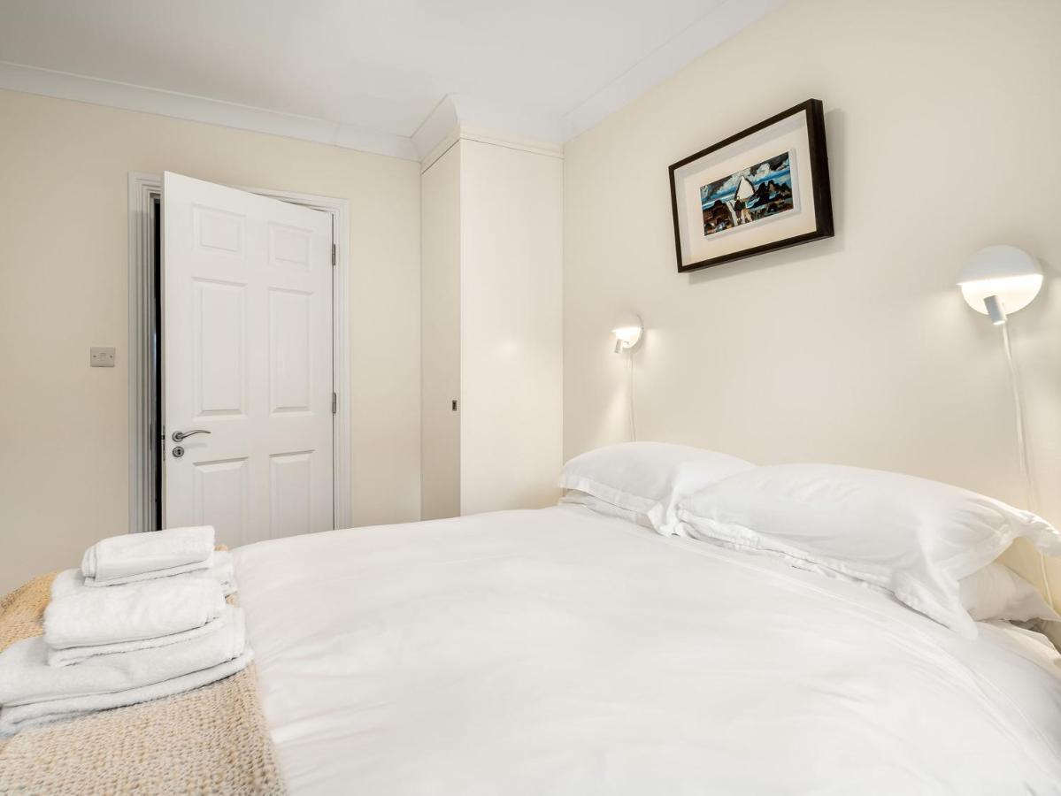 Clifden Seaview - Stunning Apartment Exterior photo