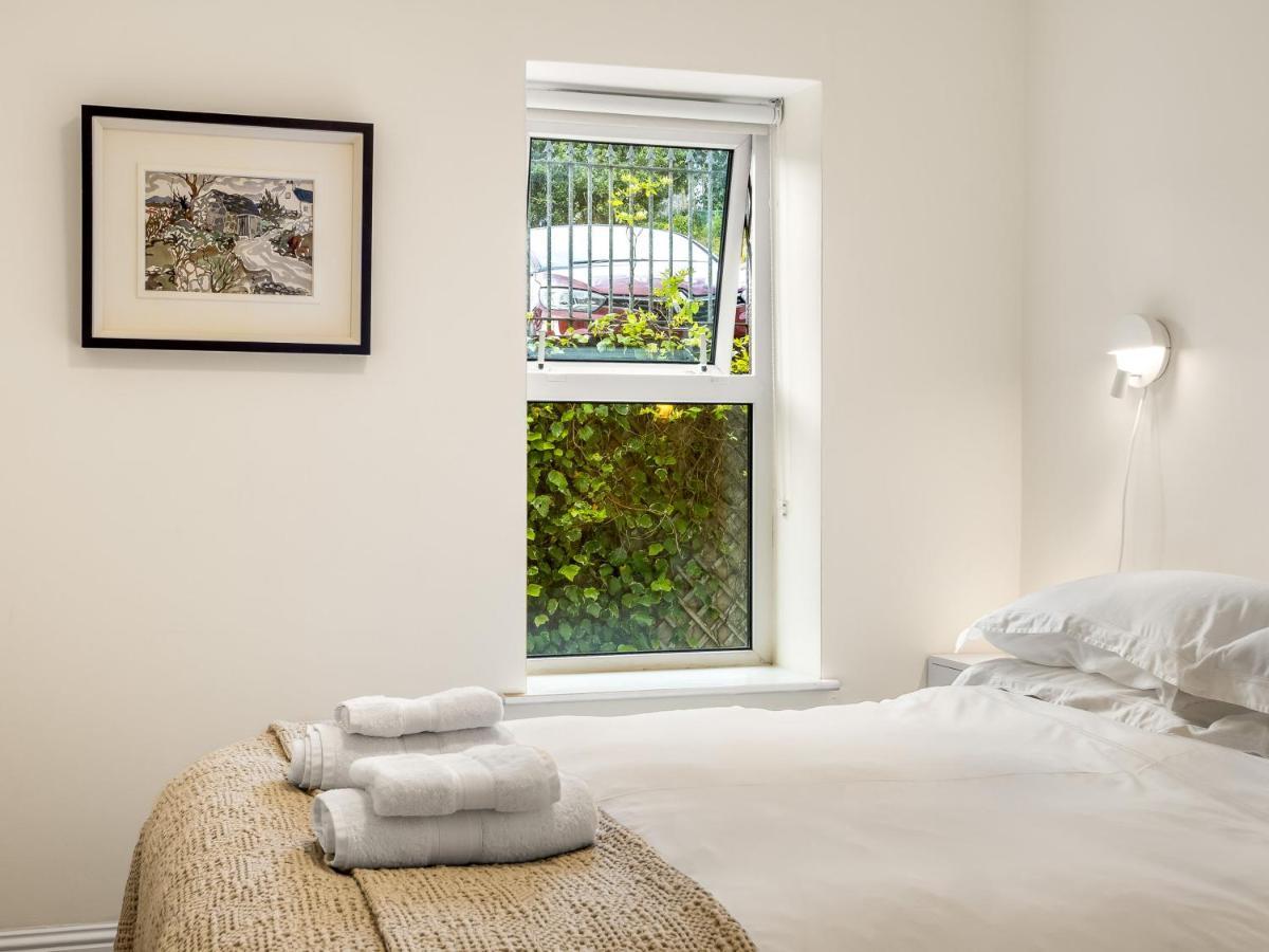 Clifden Seaview - Stunning Apartment Exterior photo